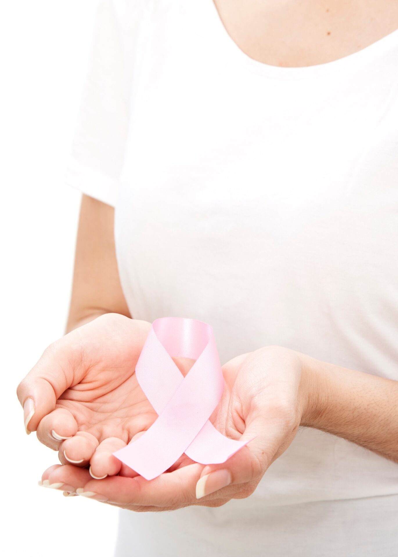 109794453_postcard woman holding a pink ribbon